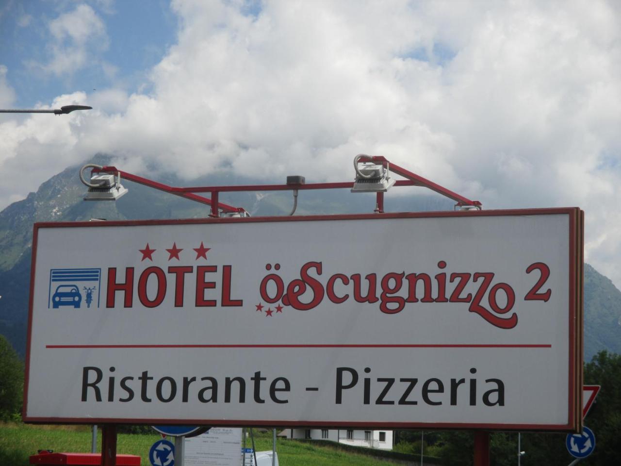 Hotel O'Scugnizzo 2 Μπελούνο Εξωτερικό φωτογραφία